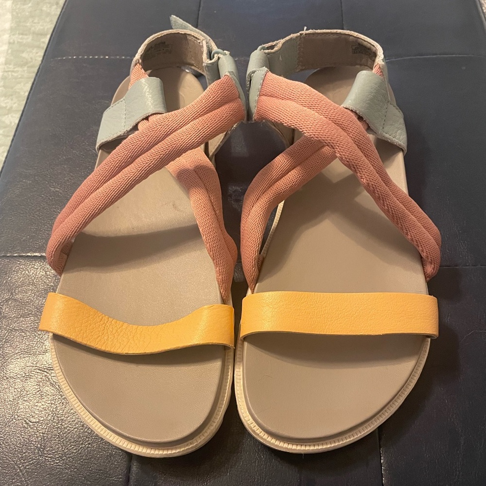 Sorel Blue, pink and yellow Leather Sandals